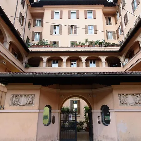 Appartamento White Napoleone